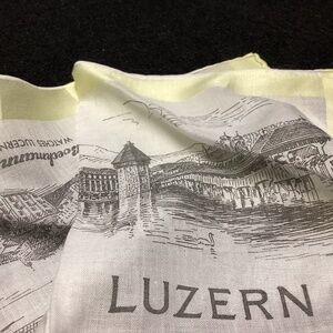 LUZERN.  VINTAGE SOUVENIR HANKY. MINT
